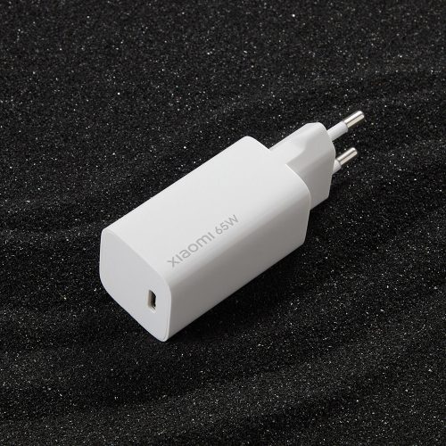 Mi 65W Fast Charger with GaN Tech