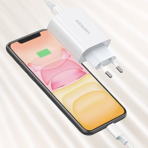 UGREEN USB-C 30W Phone and MacBook Air Charger